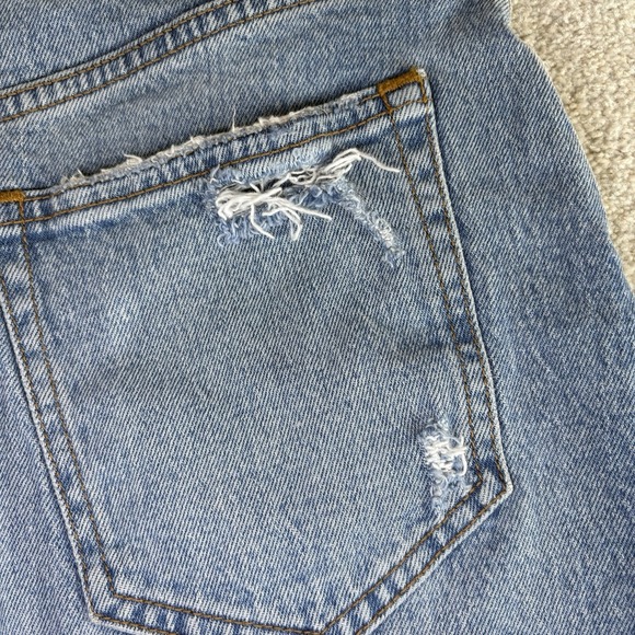 Abercrombie & Fitch "The Mom Short" Curve Love Medium Blue Denim Shorts Size 25 - Picture 8 of 10